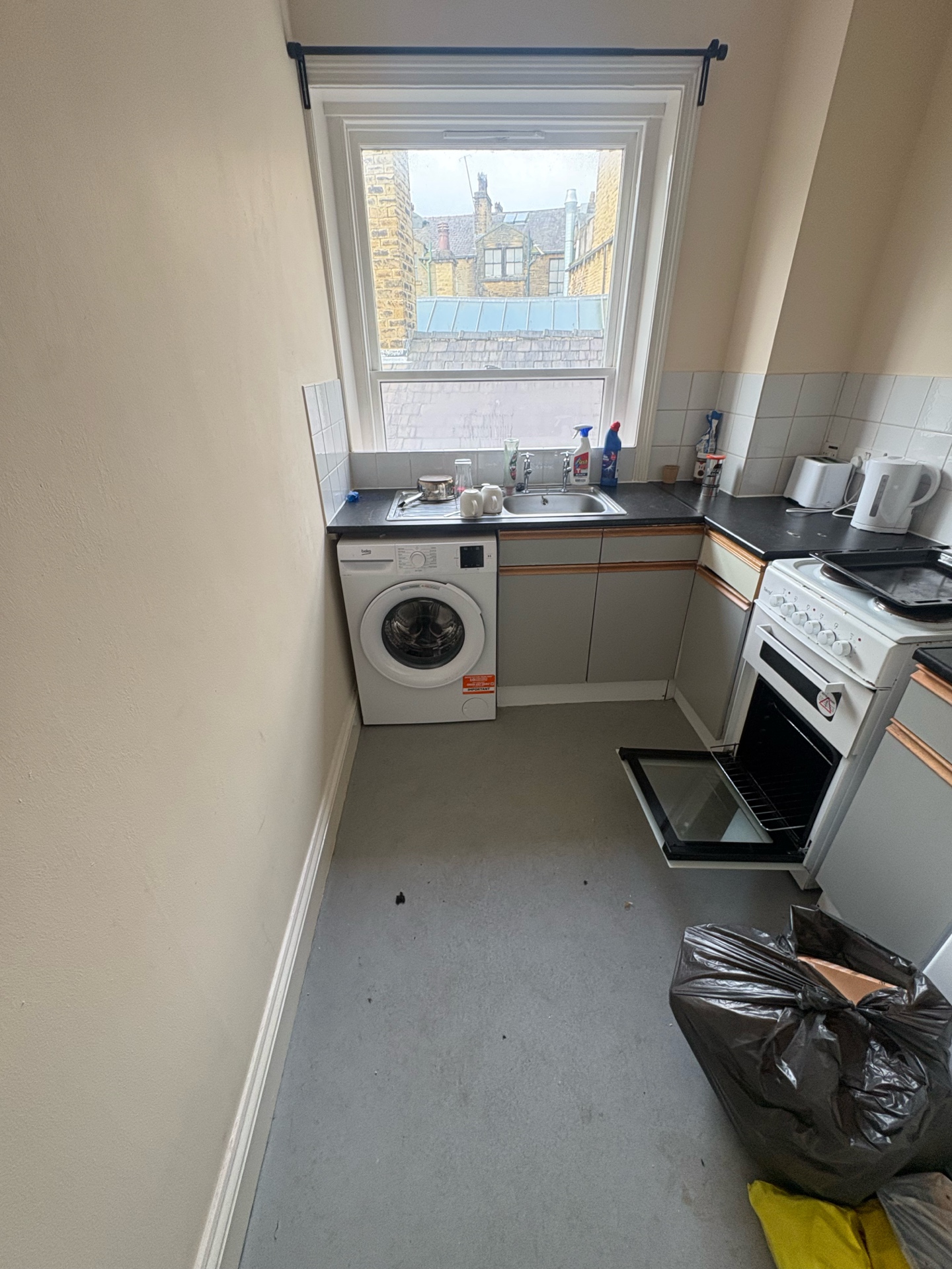 Void property kitchen after cleaning — sanitised and re-let ready